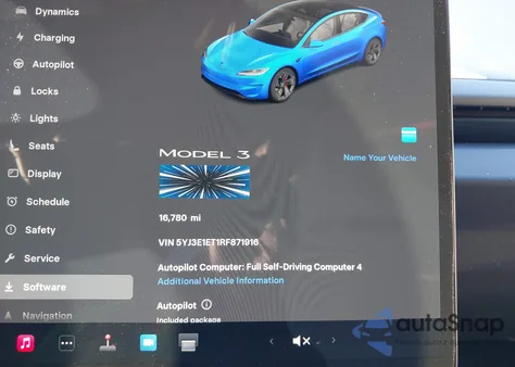 2024 Tesla Model 3 Performance All-Wheel Drive z USA, uszkodzony, nr VIN 5YJ3E1ET1RF871916
